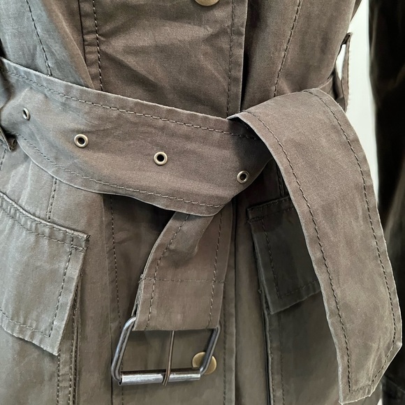 Military Green Jacket, Size M - Picture 2 of 9